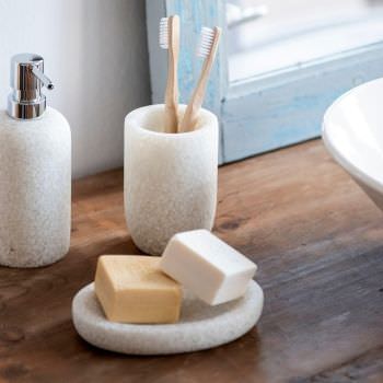 Distributeur de savon blanc