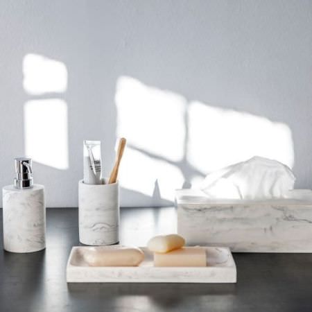 Distributeur de savon en marbre blanc Distributeur de savon en marbre blanc