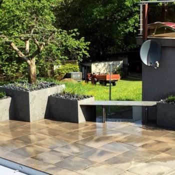 Entourage de piscine