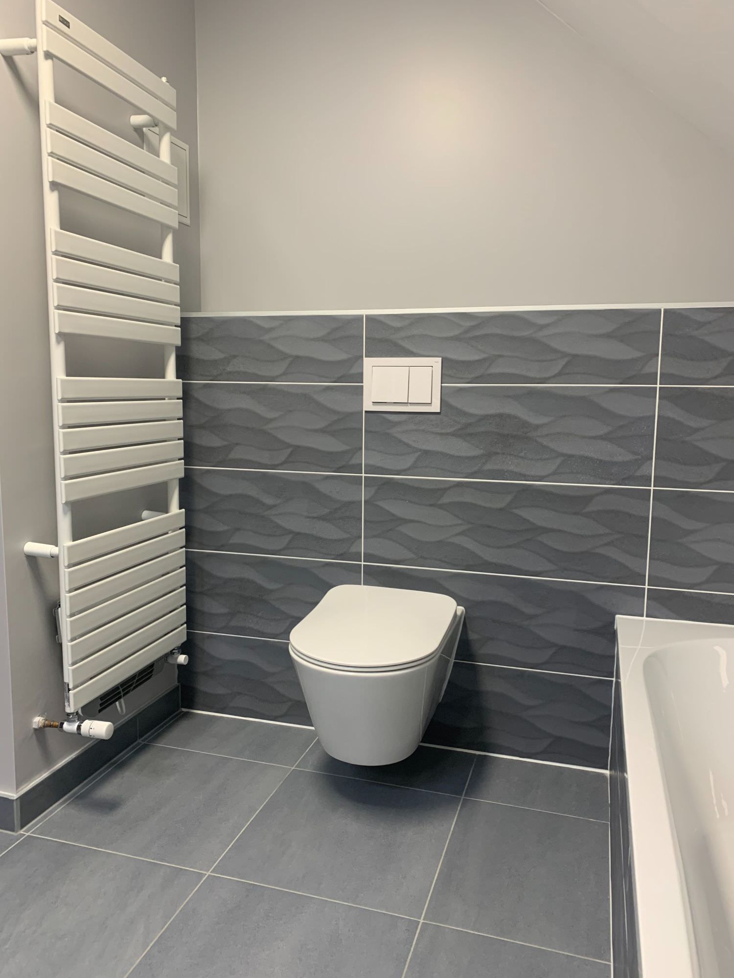 Réorganisation d'une salle de bain avec wc