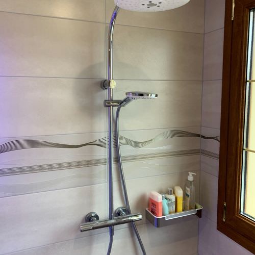 Rénovation salle de bain aspect bois