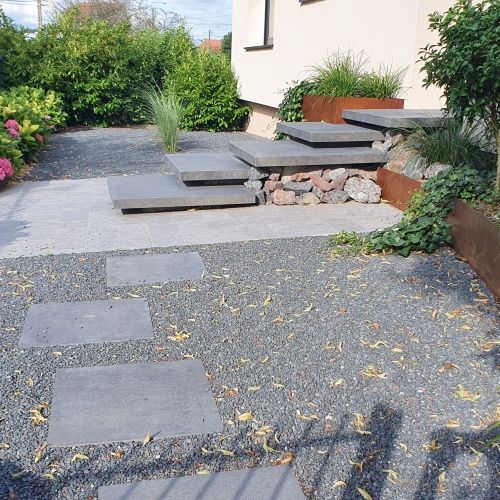 Création marches suspendues