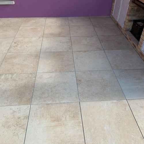 Rénovation d'une terrasse dans une teinte claire