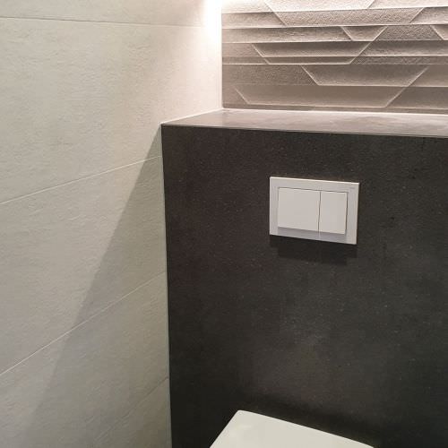Aménagement d'une salle de bain et d'un wc dans un style moderne Aménagement d'une salle de bain et d'un wc dans un style moderne