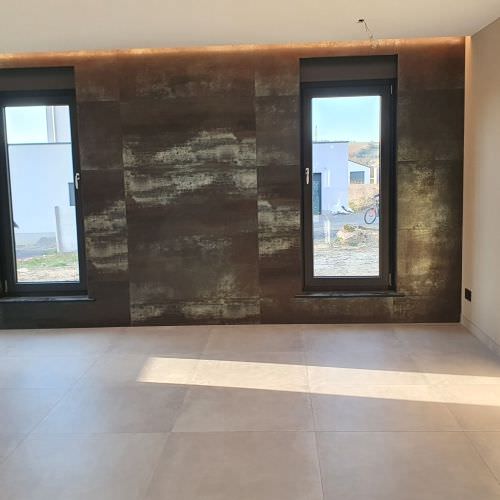 Sols d'une maison en carrelage 80x80