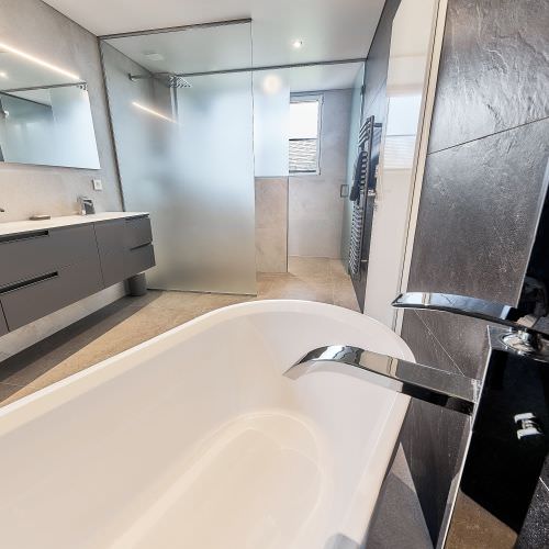 Rénovation d'une salle de bain contemporaine