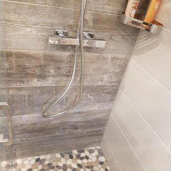 Transformation d'une petite salle d'eau