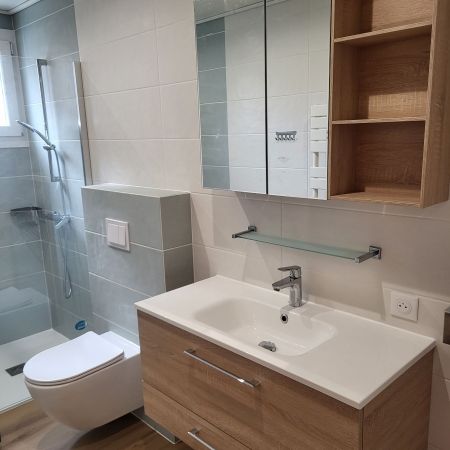 Salle de bain vert d'eau