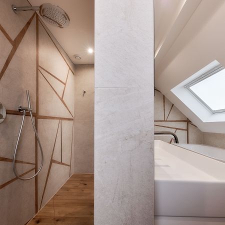 Douceur et distinction pour cette rénovation de salle de bain Douceur et distinction pour cette rénovation de salle de bain
