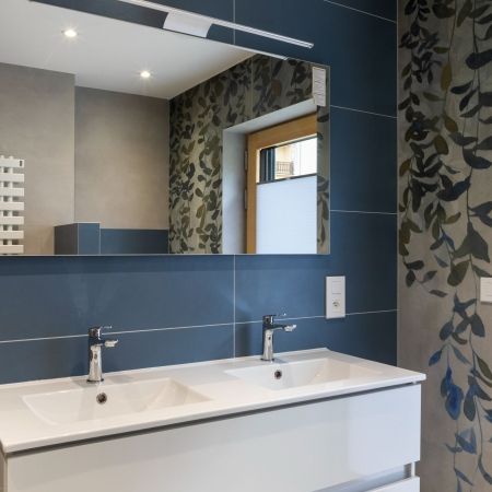 Lumineuse avec une touche décorative Lumineuse avec une touche décorative