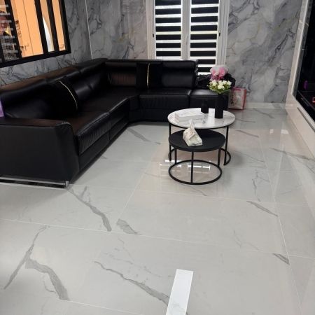 Rénovation de sols en grès cérame effet marbre