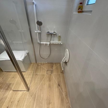 Rénovation de votre salle de bain PMR Rénovation de votre salle de bain PMR