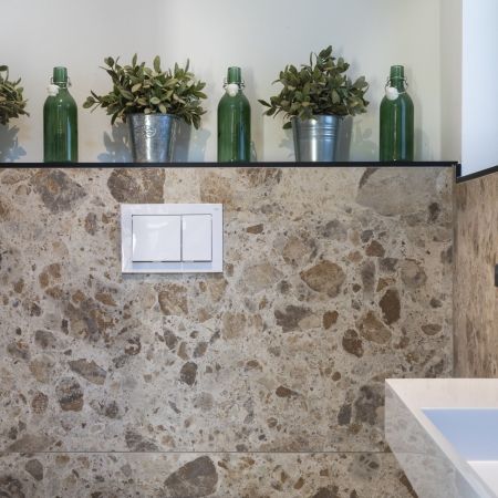 Un espace WC soigné dans les moindres détails