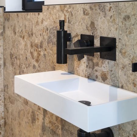 Un espace WC soigné dans les moindres détails