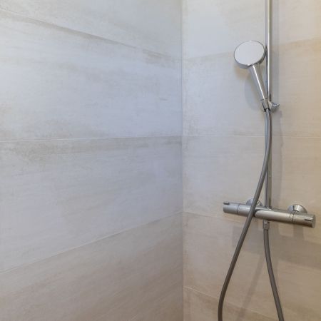 Une salle de bain cosy