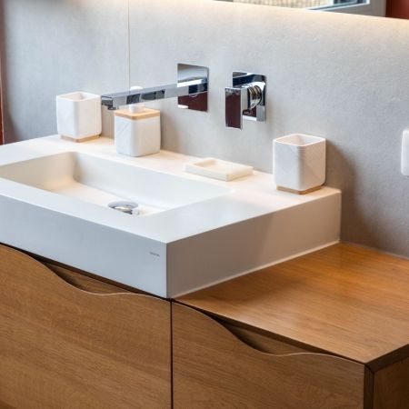 Rénovation d’une salle de bain au style sobre et raffiné