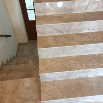 Rénovation d'un sol d'entrée et d'un escalier