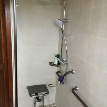 Remplacement d'une baignoire par une douche