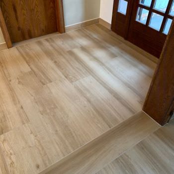 Rénovation de sols couloir, cuisine, séjour et escalier