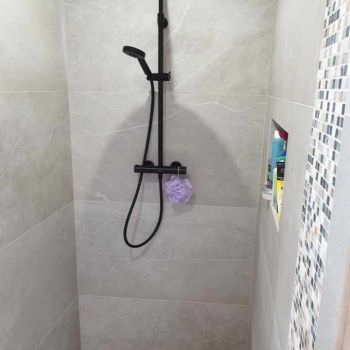 Réorganisation d'un espace salle de bain et WC Réorganisation d'un espace salle de bain et WC