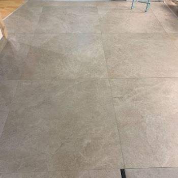 Rénovation de l'entrée d'un magasin