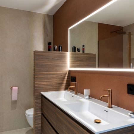 Salle de bain naturelle et raffinée dans une nouvelle construction Salle de bain naturelle et raffinée dans une nouvelle construction
