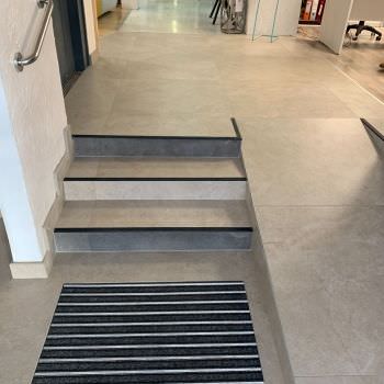 Rénovation de l'entrée d'un magasin